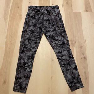 Athleta black tie dye leggings